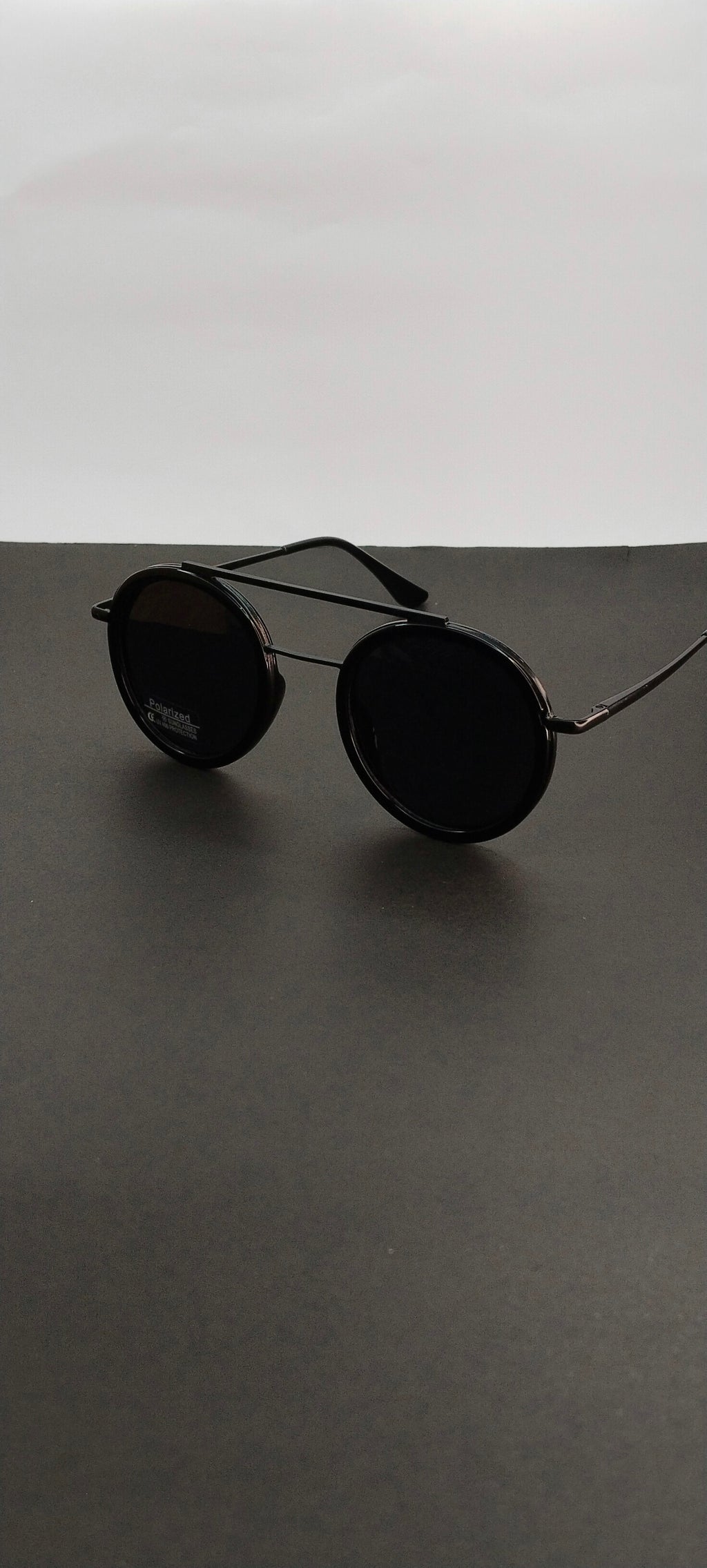 Nova Black Round Polarized UV Sunglasses