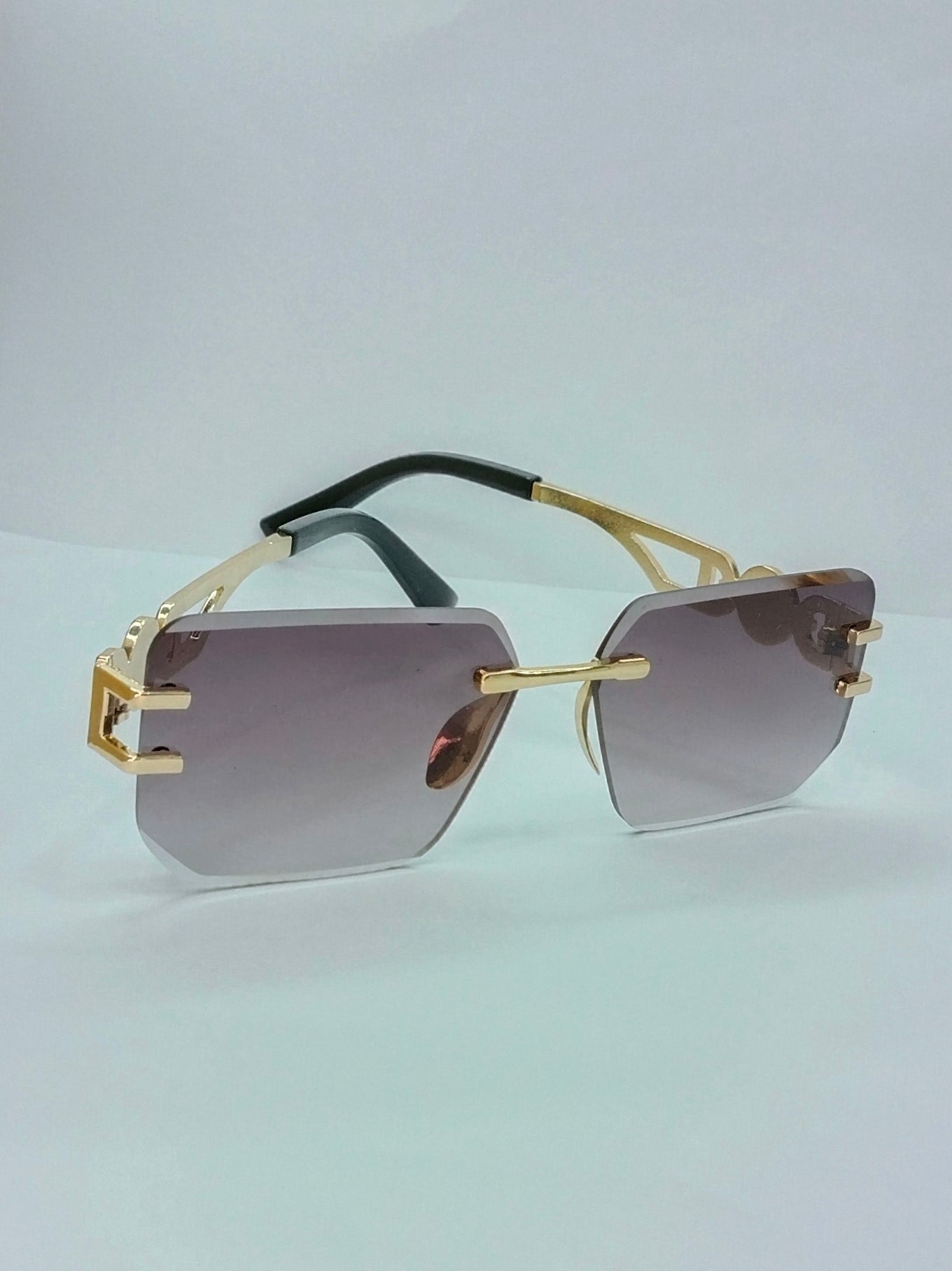 Nova Geometric Rimless Sunglasses