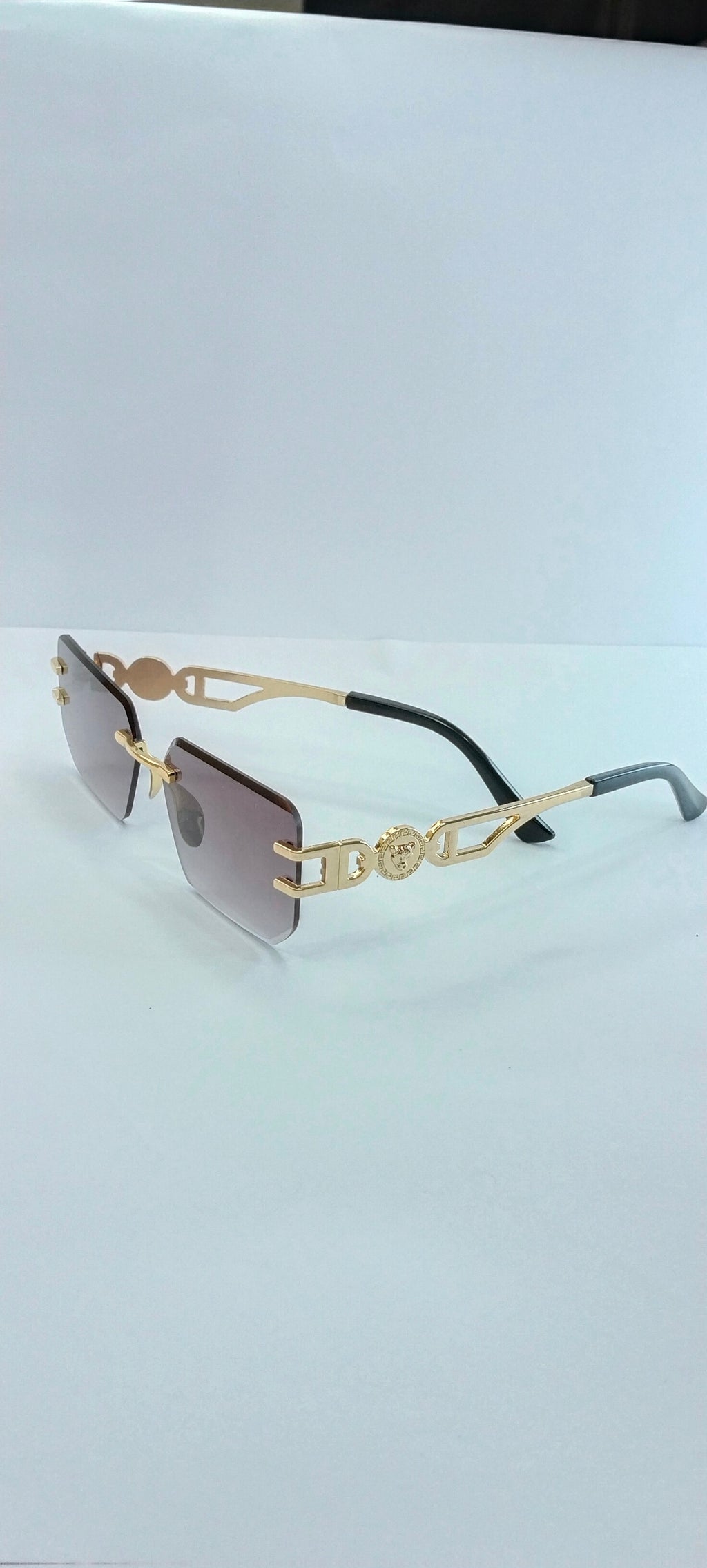 Nova Geometric Rimless Sunglasses