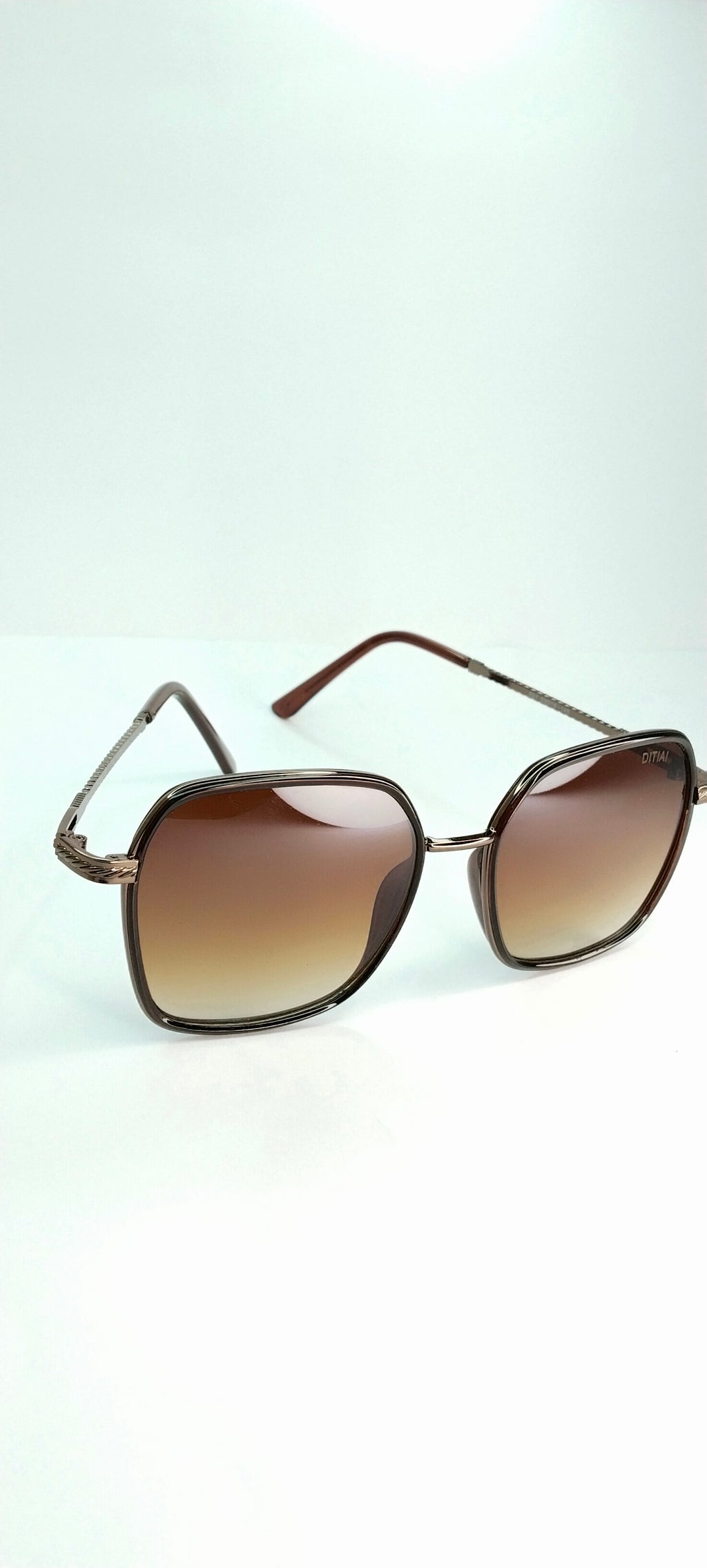 Valentina Gold Frame Shades