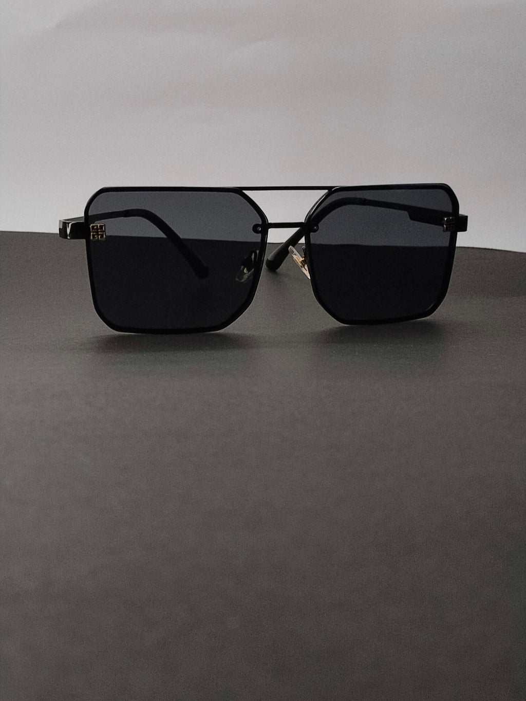 Matte Black Rimless Geometric Aviator Sunglasses