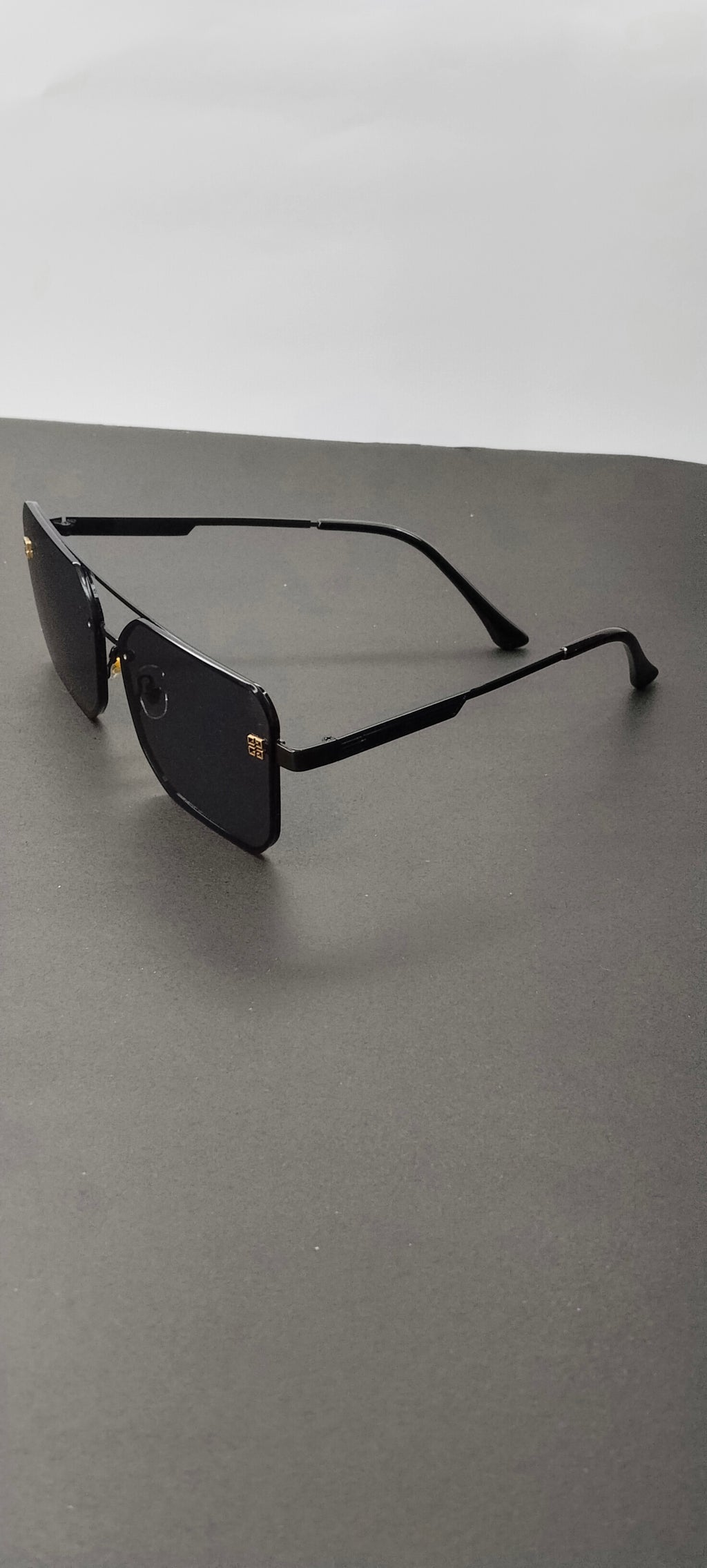 Matte Black Rimless Geometric Aviator Sunglasses