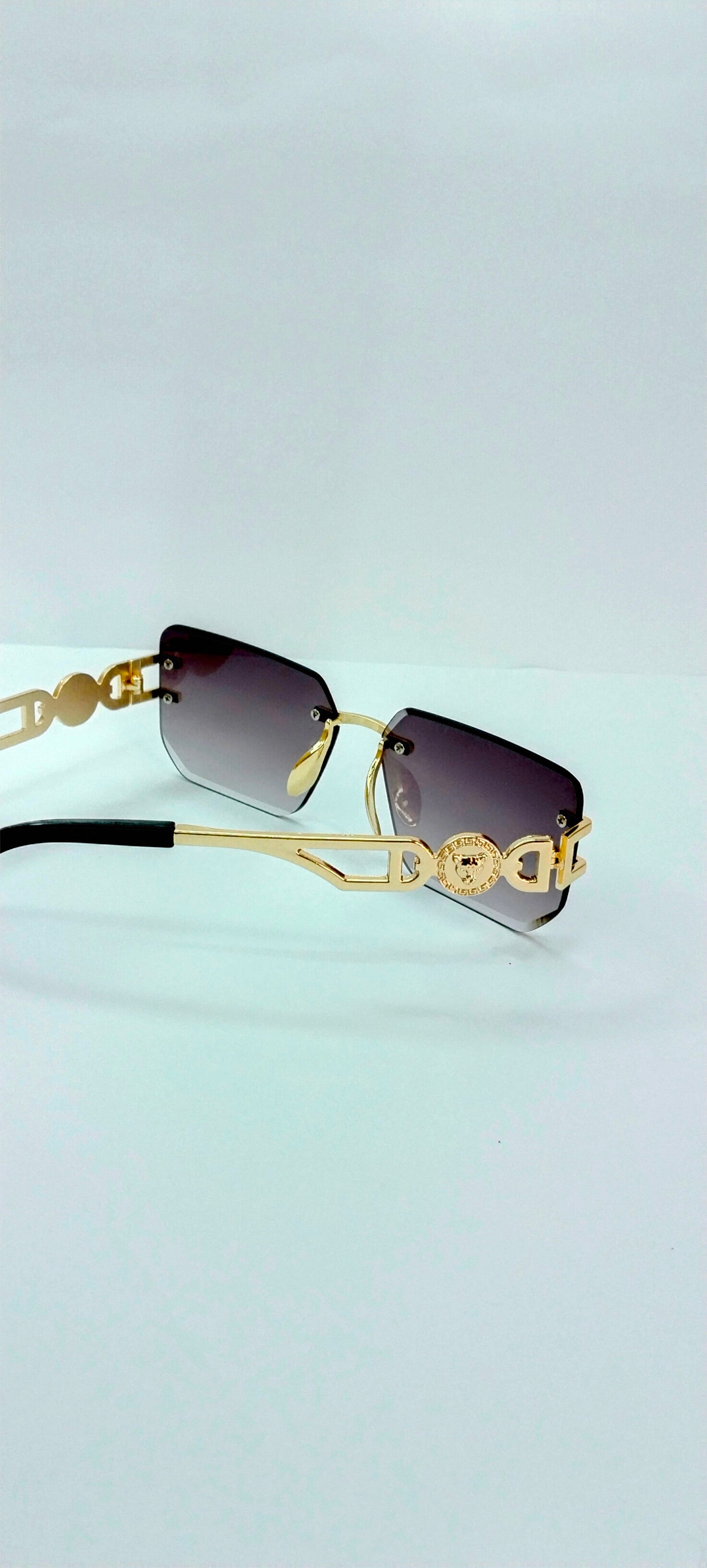 Nova Geometric Rimless Sunglasses